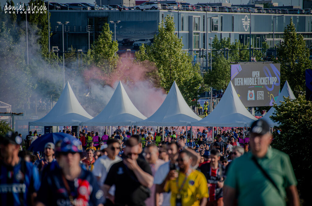 before the match at Allianz Arena fans PSG – INTER
